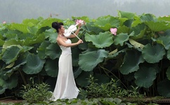 小嫩妇里面又嫩又紧